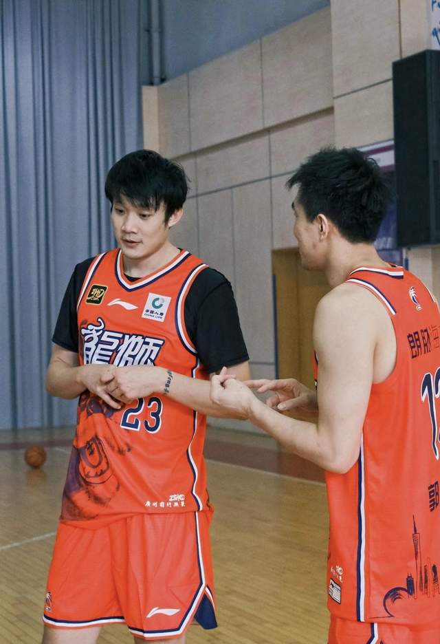 乐部面临的